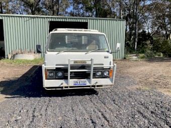 1984 Mazda T3000 tipper