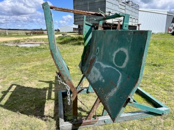 Calf Marking Cradle