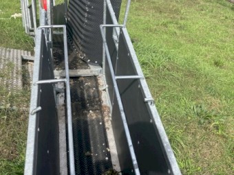 2021 Combi Clamp Sheep Handler