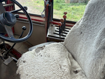 Versatile 975 Series 3 Tractor