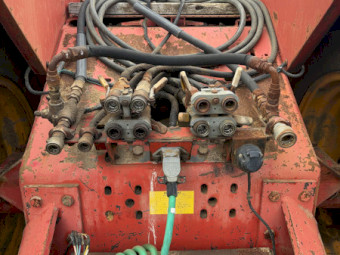 Versatile 975 Series 3 Tractor