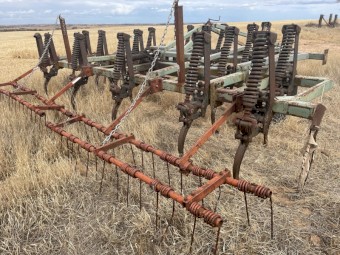 Chisel Plough