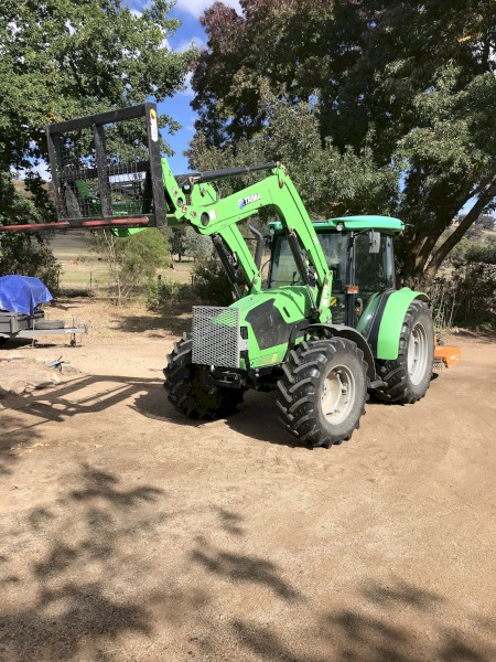 2016 Deutz 5105 G Tractor with Trima Loader