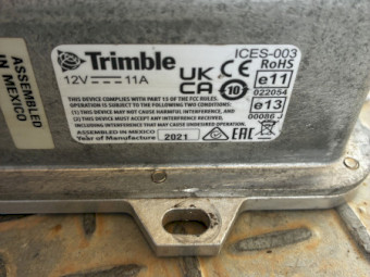 Trimble 372 Receiver and Nav III Controller GPS
