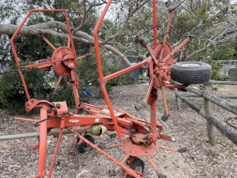 Kuhn GF 5001MH. Digidrive. Tedder rake.