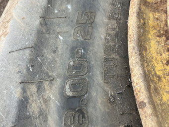 18.0x25 tyres  