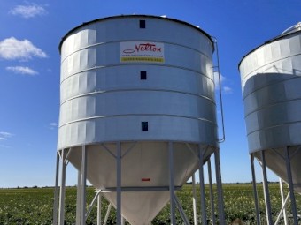 2 x Nelson Fertilizer Silos 61.5 Cubic Meter
