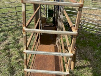 Harrington Sheep Handler