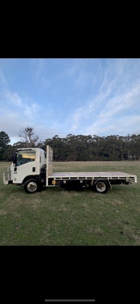 Isuzu NPR 