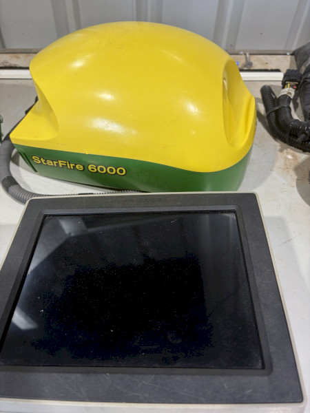 John Deere 4240 + SF6000