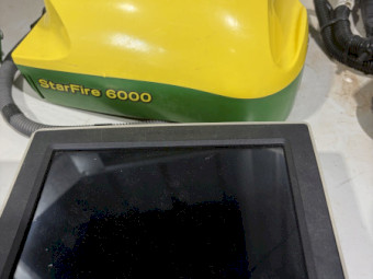John Deere 4240 + SF6000