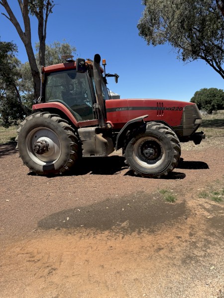 Case IH MX220 Tractor