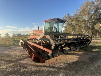 Case IH 8825 Windrower with 25ft Front
