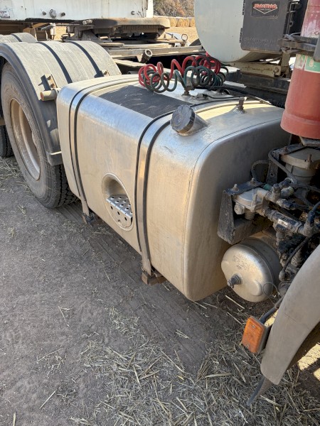 WANTED Square Split Tank