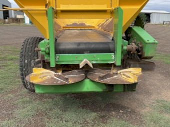 8 tonne Landaco Spreader