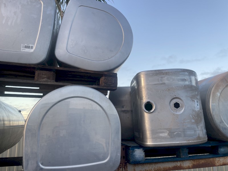New truck pull off fuel tanks