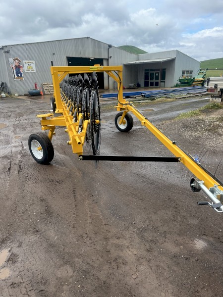 Hay rake inline Elsworth new