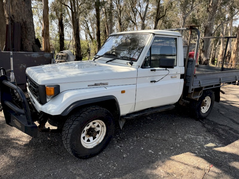 1996 Toyota Land Cruiser 75 series