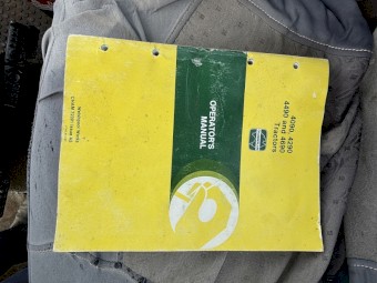 1986 Chamberlain 4290 Tractor