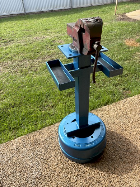 Grinder or Vice Pedestal