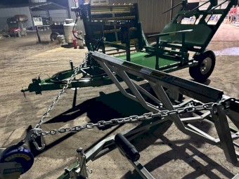 Elsworth Square Bale and Round Bale Feeders
