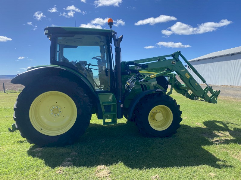 John Deere 6105 R Tractor with FEL