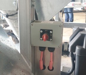 Under Auction - (A221) 2021 FeedTech Feed Out Cart 