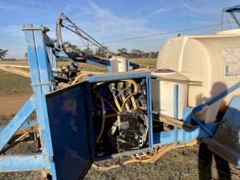Spray Rig, Jen-ell 2700L, 20m