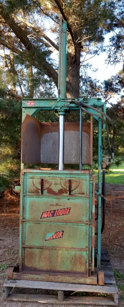 Mac Lodge Minor Petrol Powered Hydraulic Wool Press 
