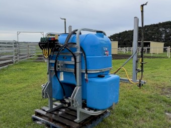 BA spray fire break sprayer