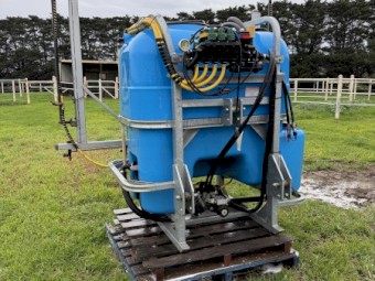 BA spray fire break sprayer