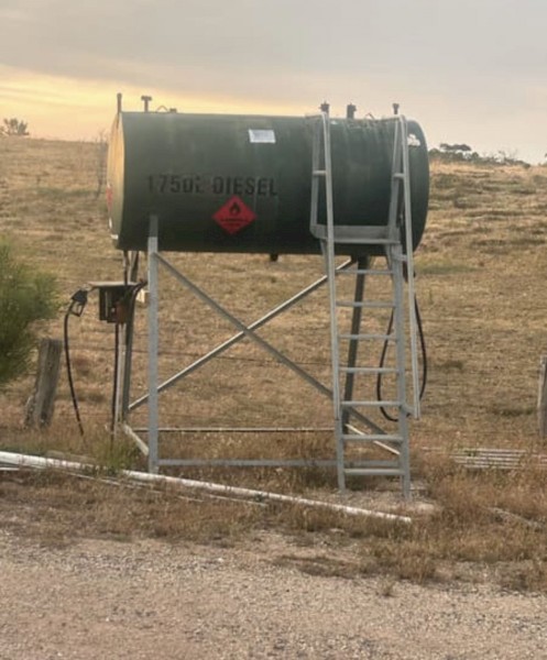 Overhead Dual Fuel Tank with Pump and Stand