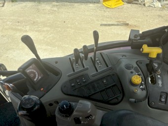 2008 Case IH Maxxum 140 Tractor with Loader