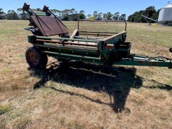 Twin bale Hay Feeder