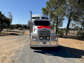 2007 Kenworth 404 Prime Mover