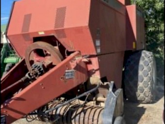 Case IH 8580 Big Square Baler