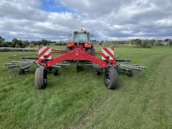 Massey Ferguson RK3877 hay rake