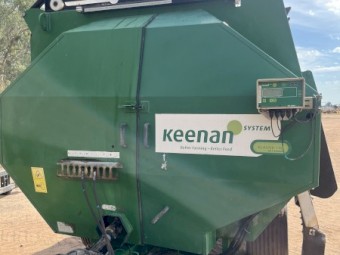 Keenan Klassik 100 mixer wagon