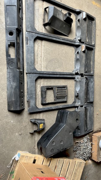 Steiger Safari cab plastics 