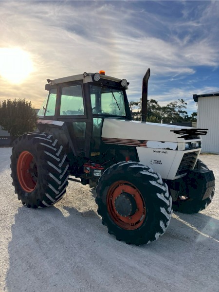 Case IH 2094 Tractor