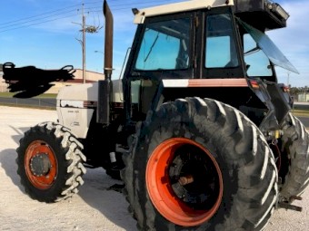 Case IH 2094 Tractor