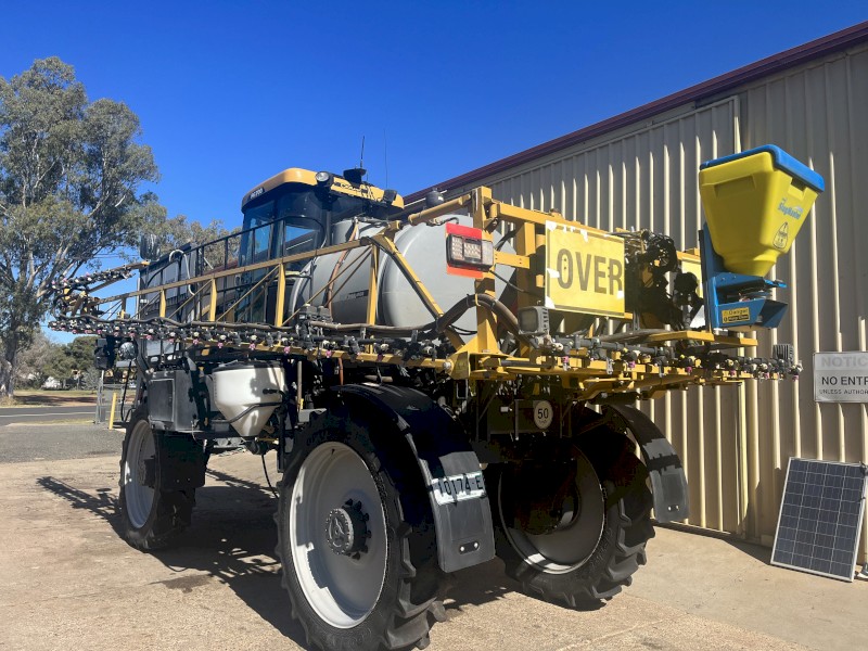 RoGator RG700