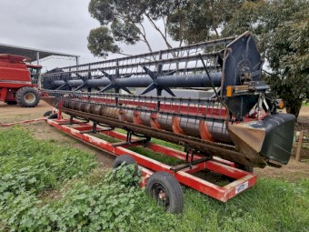 Case IH 2166 Header with 1010 Front