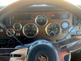 2006 K104 Kenworth 