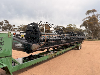 2013 John Deere S670 