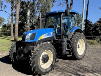 New Holland T6050 Tractor