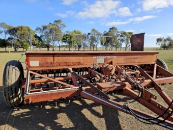 International 6-2 Seed Drill