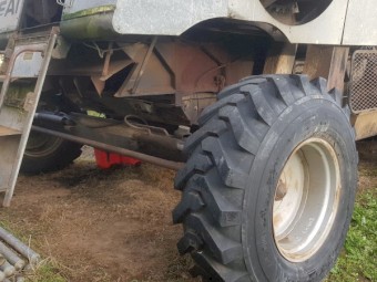 Gleaner N6