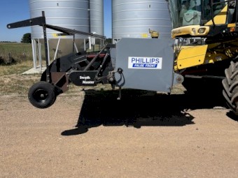 Phillips 14ft Pick Up Front