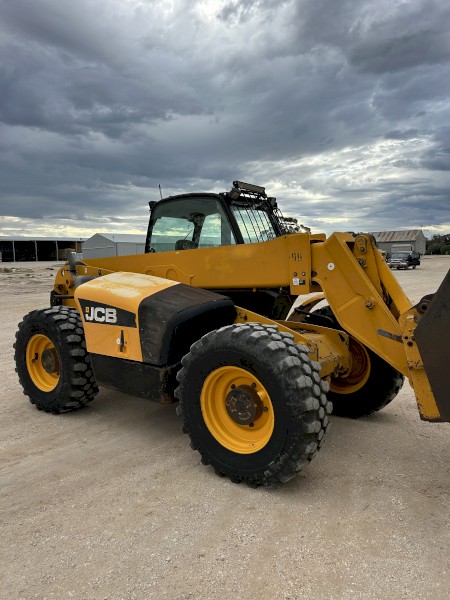 2004 JCB 540-70 Telehandler with Attachments
